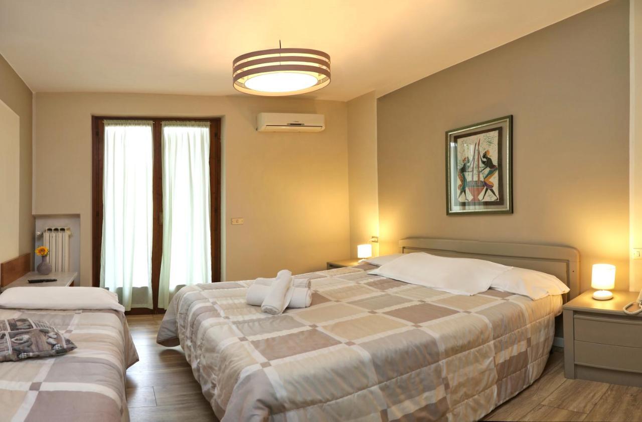 Hotel Andreis カヴァイオーン・ヴェロネーゼ エクステリア 写真